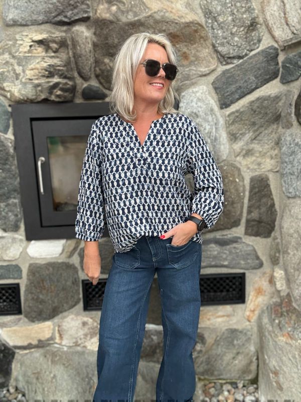 Adney blå bluse 