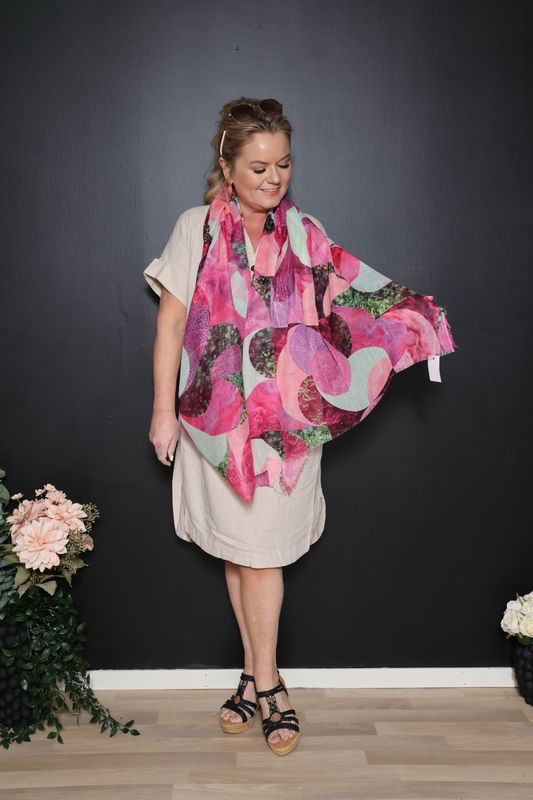 Rosa skjerf med grønt