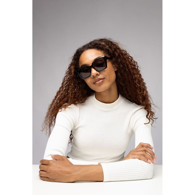 Finely  sunglassses sort