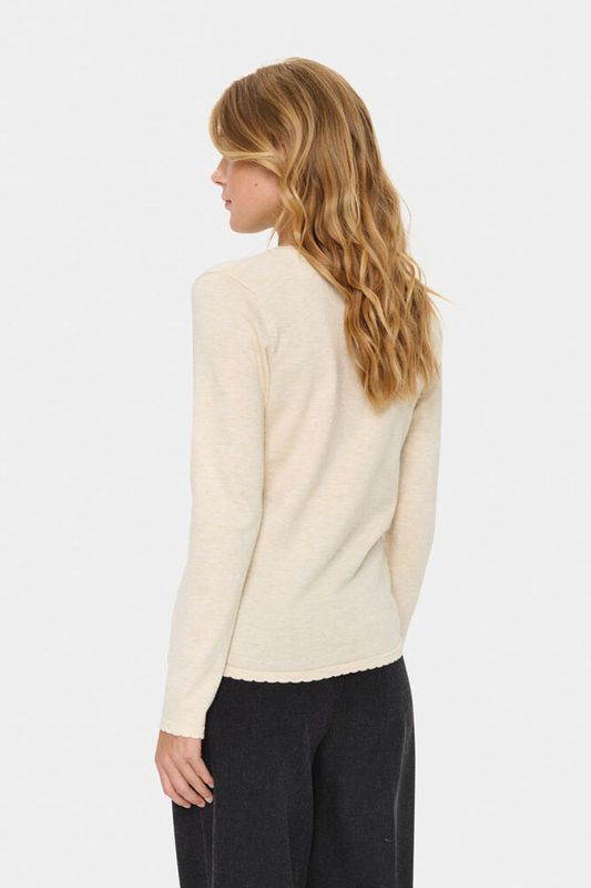 Mila V-neck pullover offwhite