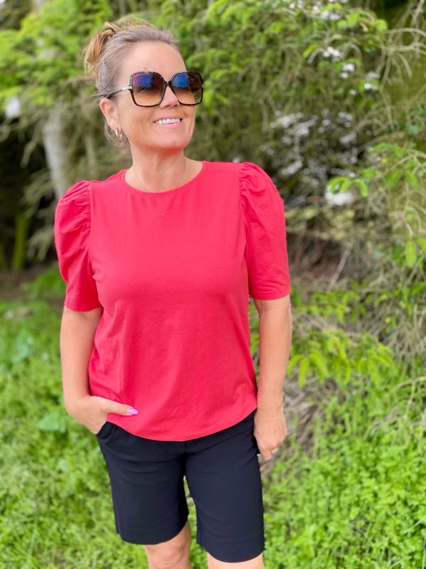 Fenja Tee  puff Rococco red 