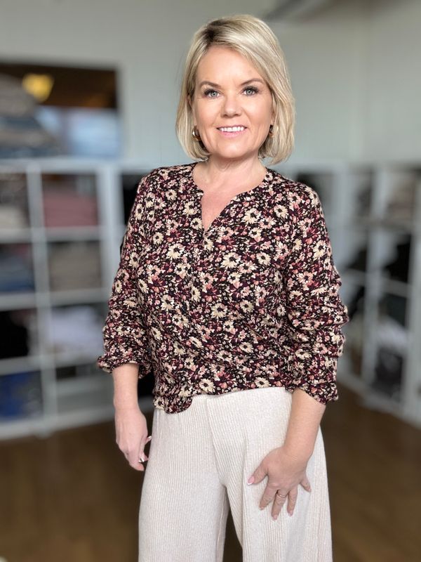 Bluse med blomster 