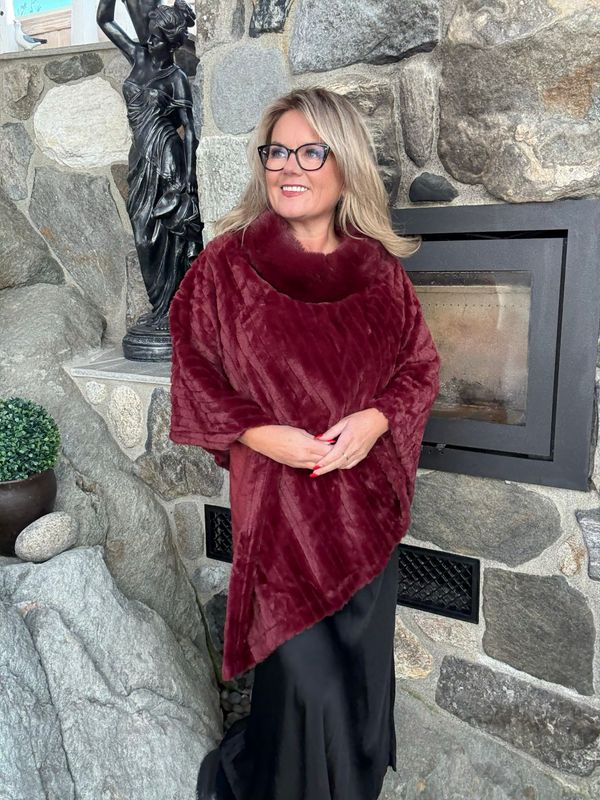 Poncho fur Bordeaux