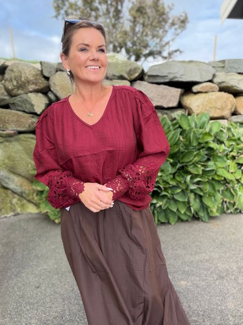Hovedbilde Tina bluse burgunder