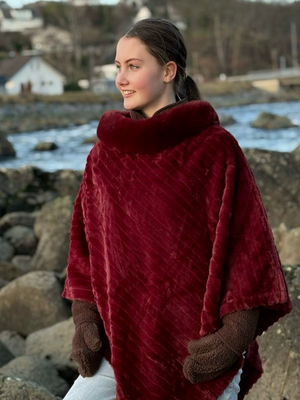 Poncho fur Bordeaux
